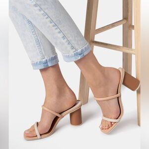 Dolce Vita Noles Sandal